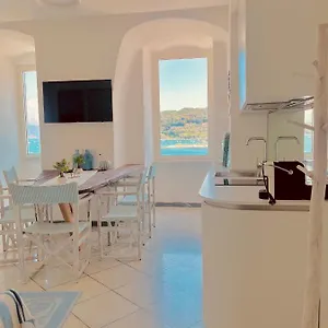  Apartment Vongola Italy